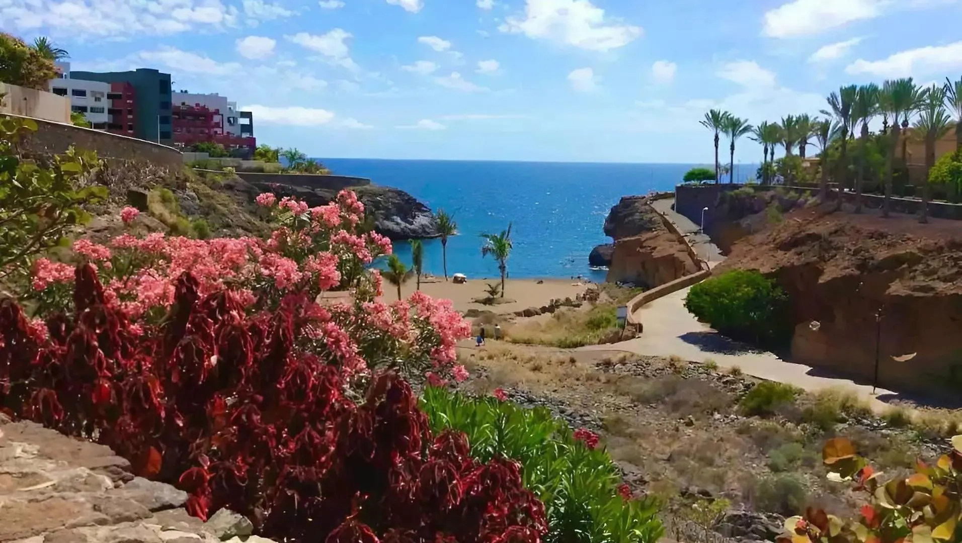 Skyline View Apartment - Free Private Parking Including & Guest Bonus Costa Adeje  0*, Costa Adeje (Tenerife) Spanien